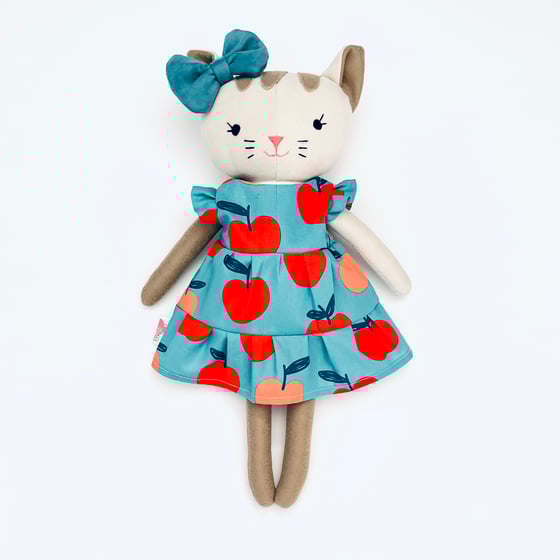 Image of • f r i d a • 