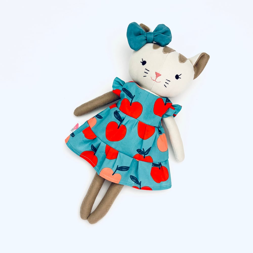 Image of • f r i d a • 