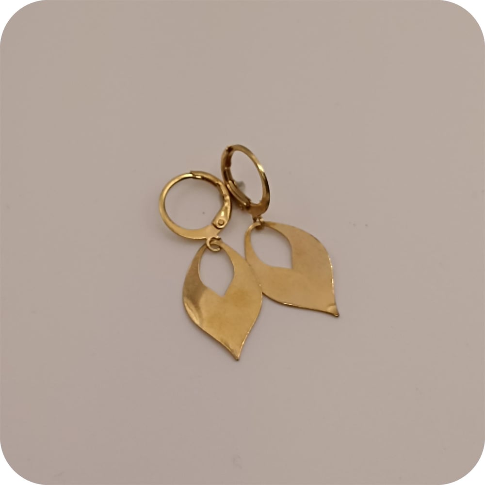 Image of PENDIENTES FLORA - antes 34€