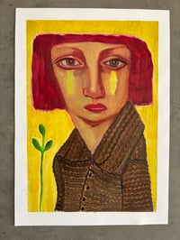 Image 4 of MUJER CON CHAQUETA
