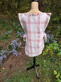 Image 4 of Cotton Kitchen Smock Apron in Cheerful Peonies