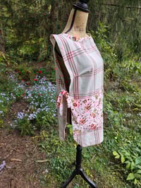Image 6 of Cotton Kitchen Smock Apron in Cheerful Peonies