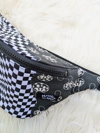 Image 2 of Light Up Or Leave Me Alone - Mid-Size 