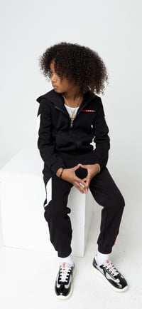 Image 1 of Progress Set