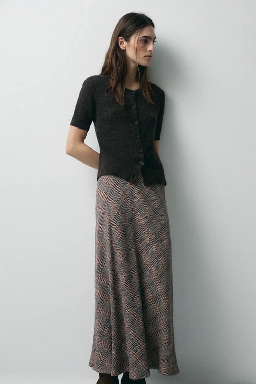 Image of 1-Cardigan Sabrina 