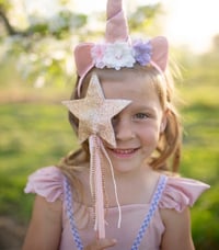 Image 2 of Deluxe Sparkle star wand