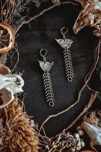 Image 4 of Chain and bone 