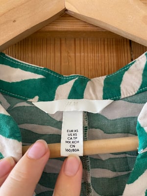 H&M Tropical Leaf Dress size XS