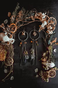 Image 2 of Assemblage