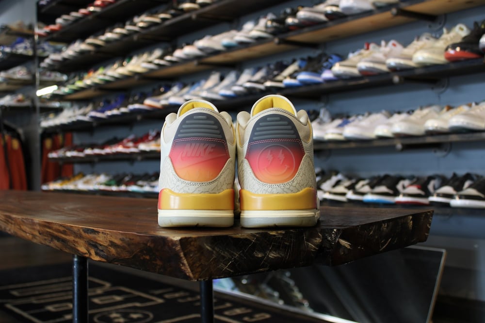 Air Jordan III (3) x J Balvin "Medelin Sunset" *USED*