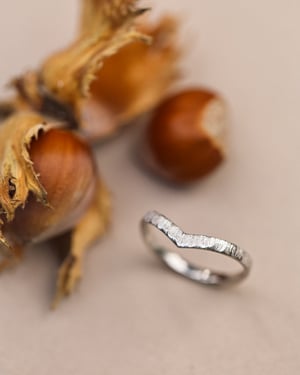 Image of Platinum, 2mm width band, Horn textured wishbone ring