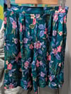 Vntg Jaclyn Smith Textured Tropical Floral Shorts w/ Pockets Sz M
