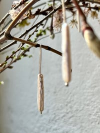 Image 1 of Dezente Ohrringe mit Biwa Perlen