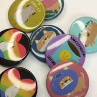 Image 3 of Berry cute mansikka pinssi