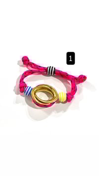 Brazalete sol de Domingo Ayala