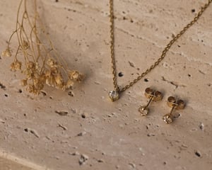 Image of Old-cut diamond pendant and earrings