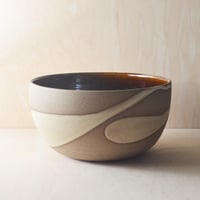Image 3 of medium salad bowl