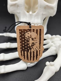Image 1 of AMERICAN FLAG WITH EAGLE FACE - SCENT YOURSELF CAR AIR STENCHERS
