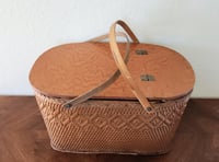 Image 2 of (L)  Vintage Picnic Basket
