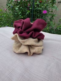 Image 1 of Cashmere Premium Scrunchy Set - Burgundy & Cream 
