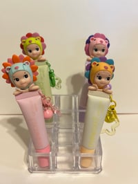 Image 1 of FLOWER GIFT LIPPIES 