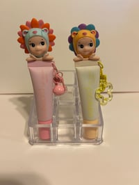 Image 2 of FLOWER GIFT LIPPIES 