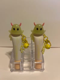 Image 2 of GHOSTEE LIPPIES