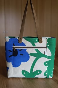 Image 1 of Popping Blue Flower Pebble Tote