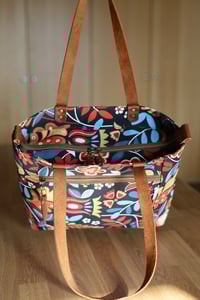 Image 4 of Bold & Beautiful Pebble Tote