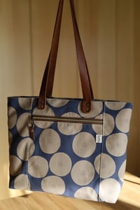 Image 2 of Caramel Specks Pebble Tote