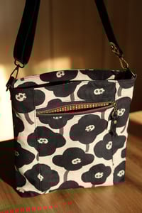 Image 2 of Black Beauty Olive Crossbody Purse - medium