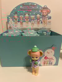 Image 2 of WINTER WONDERLAND SERIES MINI FIGURE