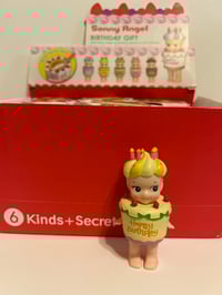 Image 3 of BIRTHDAY GIFT SERIES MINI FIGURE