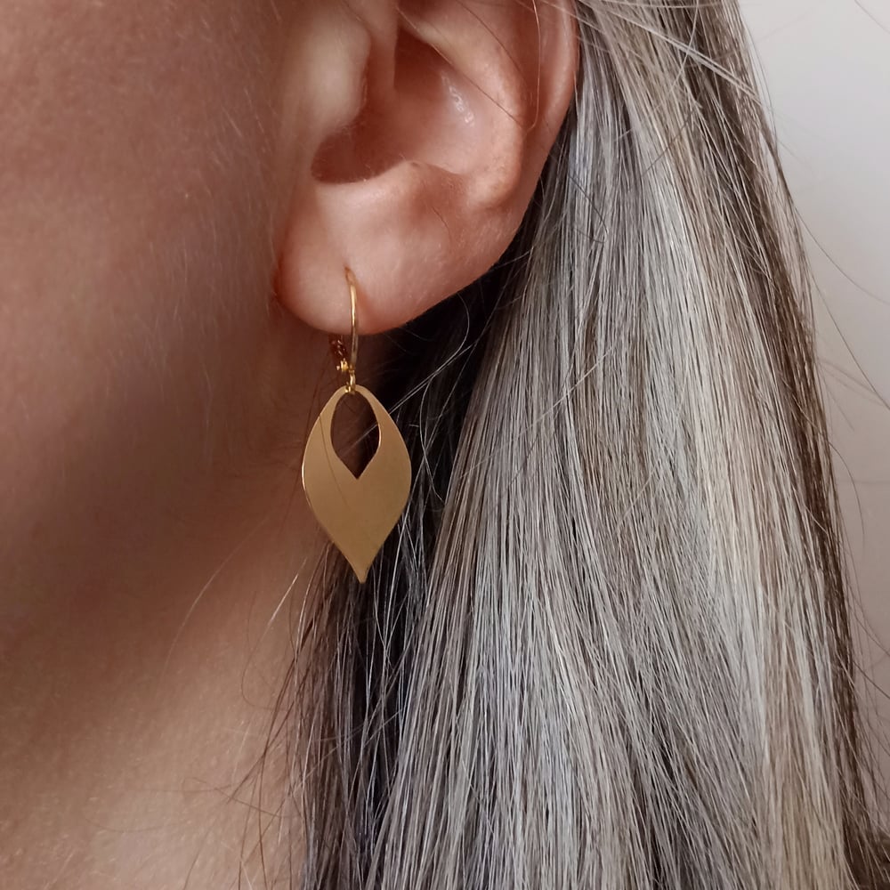 Image of PENDIENTES FLORA - antes 34€