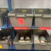 Image 2 of DL21150902 Grey, 21" x 15" x 9", Detached Lid Container w/ Traction Bottom, 60lbs Cap.