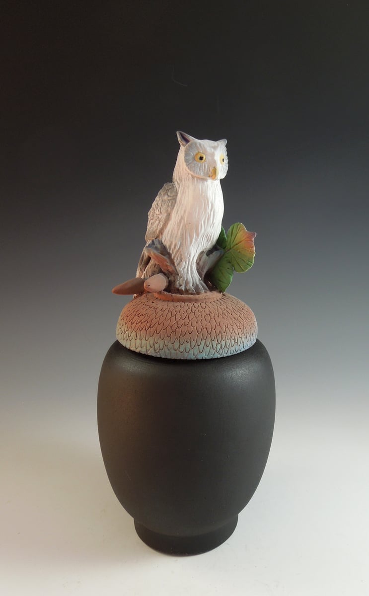 White Owl on Black Acorn | Nancy Yturriaga Adams Clay Artist