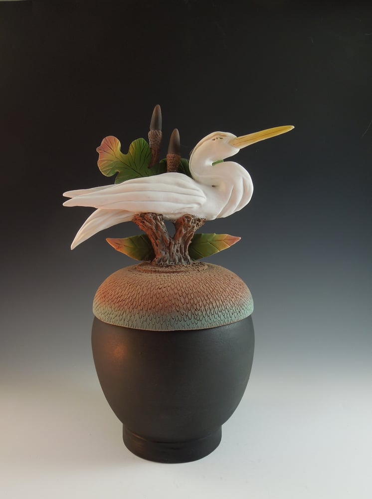 Image of Heron on Black Acorn Box 