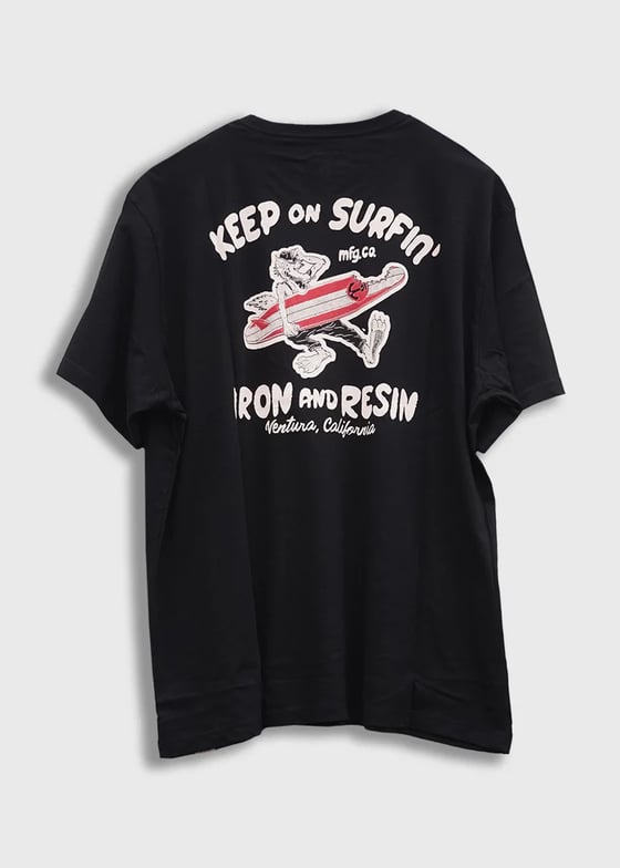 Image of Keep on surfin pocket tee by Iron&Resin