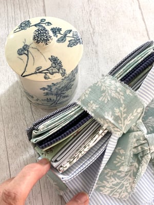 Image of FUROSHIKI tissu