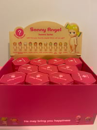 Image 3 of SWEET SERIES HIPPERS