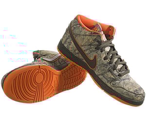 Image of Nike SB Dunk Mid "Real Trees"