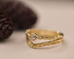 Image of 18ct yellow gold 3.0mm white rose-cut diamond ring (LON264)
