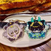 Image 3 of Keychain epoxy Amphoreus chimera 5cm
