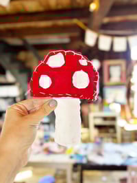 Image 1 of Kids Gift Makerie Dec. 4&11
