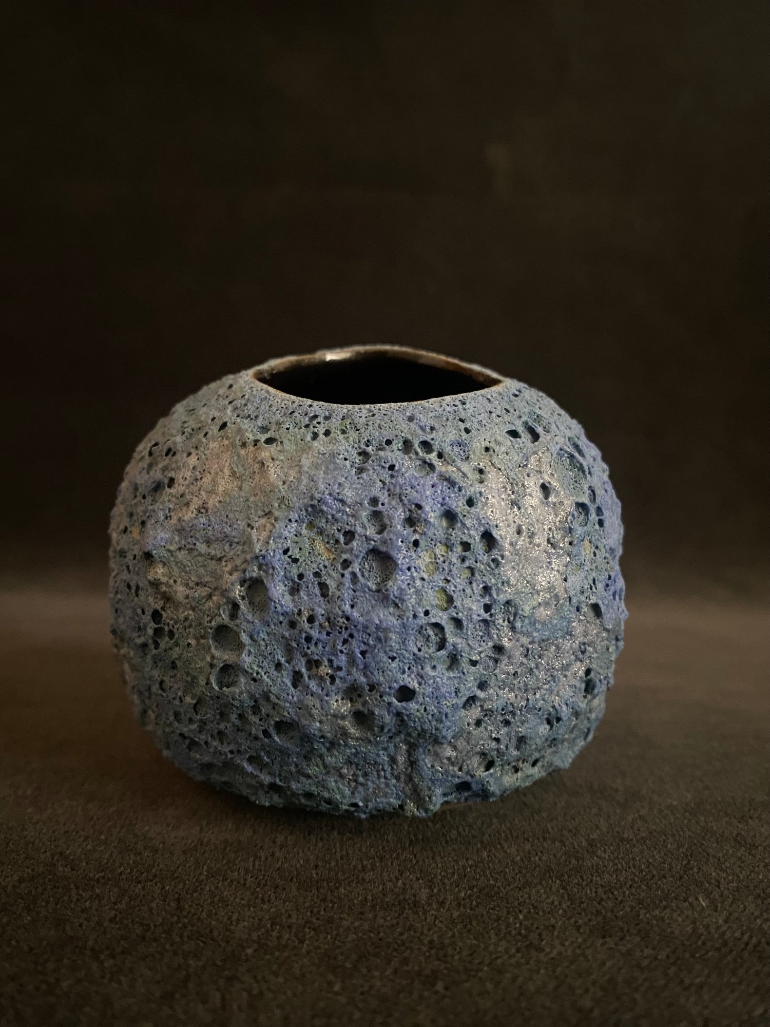 Image of Mini Skull Mug with Blue Crater Glaze (b)