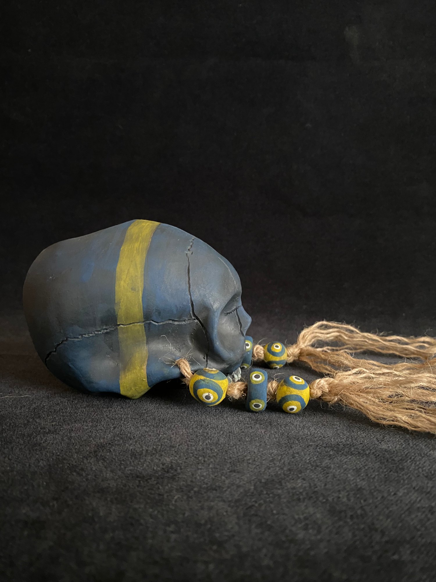 Image of Mini Weathered Blue and Yellow Trophy Skull Mug (ii)
