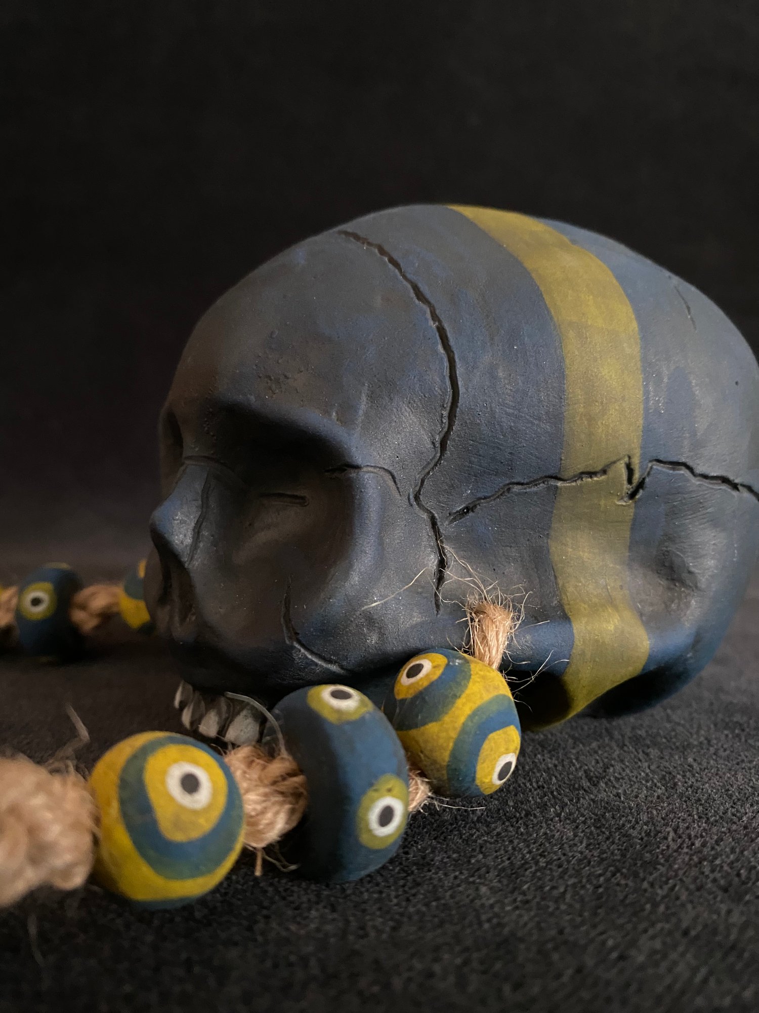 Image of Mini Weathered Blue and Yellow Trophy Skull Mug (ii)