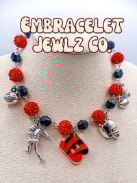 Football Choker 🏈 🧡