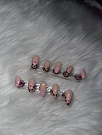 Image 2 of MEDIUM ALMOND- Pink and leopard print press ons
