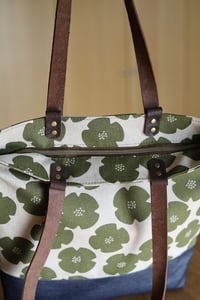 Image 2 of Verdant Bloom Wool + Wax Tote